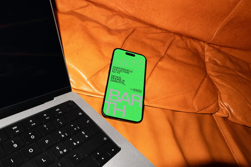 CHSTRFLD iPhone 01 Mockup