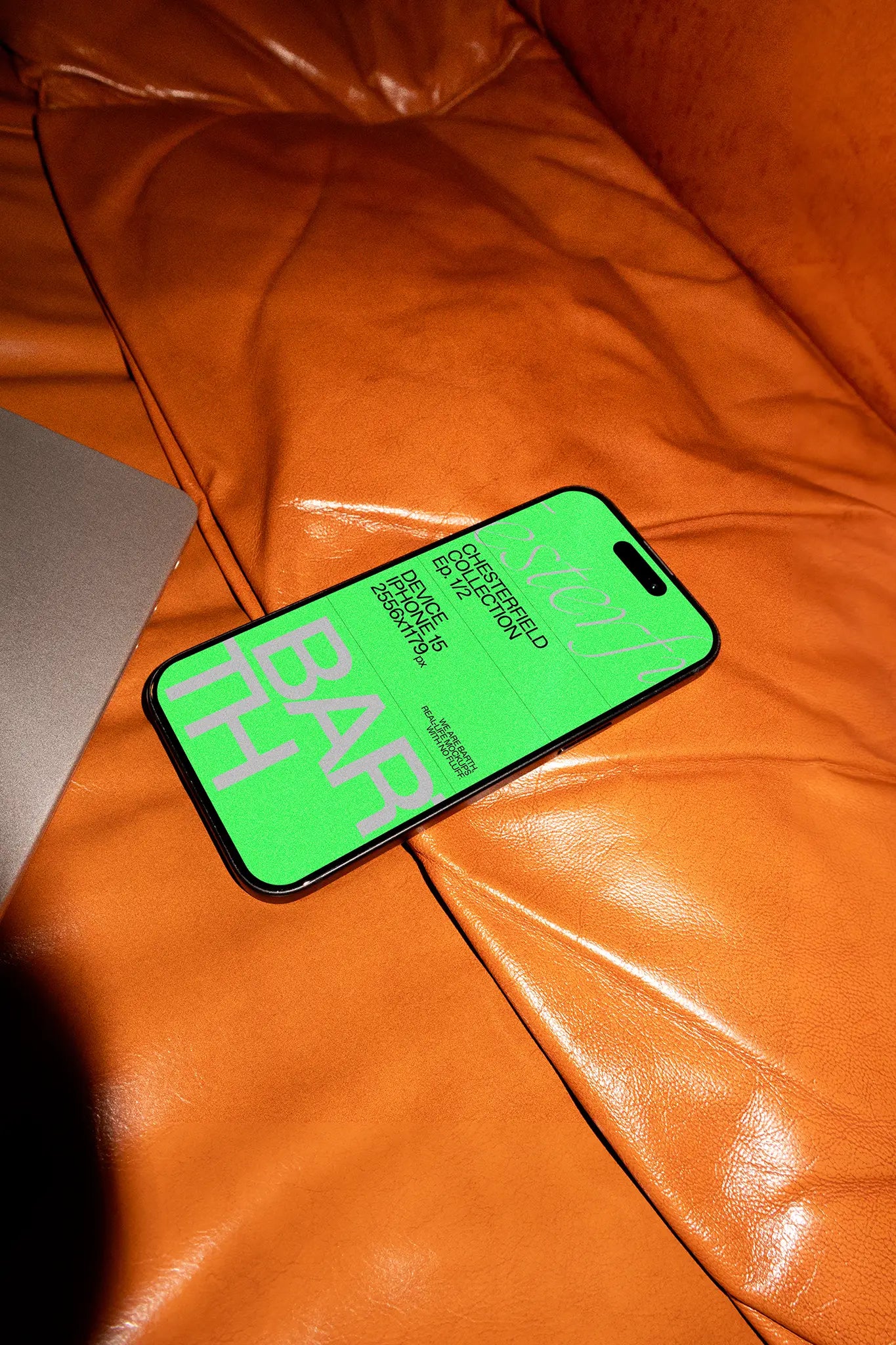 CHSTRFLD iPhone 03 Mockup