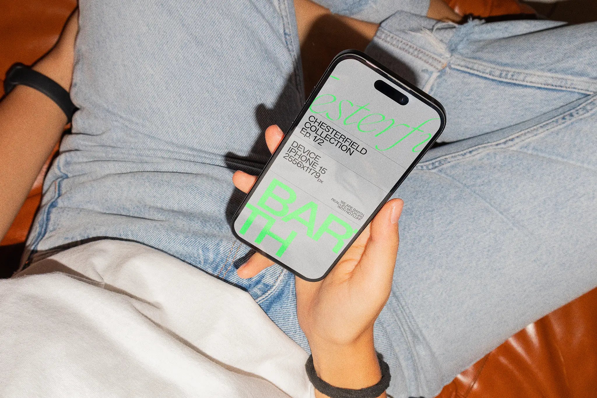 CHSTRFLD iPhone 04 Mockup